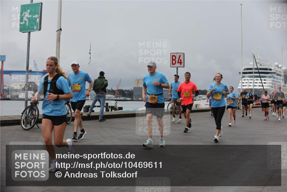13.09.2026 - Kiel Lauf Andreas Tolksdorf http://msf.ph/oto/10469611 13.09.2026 12:09:35 Kiellinie 12617, 12509, 4, 3 meine-sportfotos.de