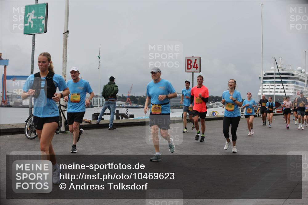 13.09.2026 - Kiel Lauf Andreas Tolksdorf http://msf.ph/oto/10469623 13.09.2026 12:09:36 Kiellinie 12617, 12509, 4, 3 meine-sportfotos.de