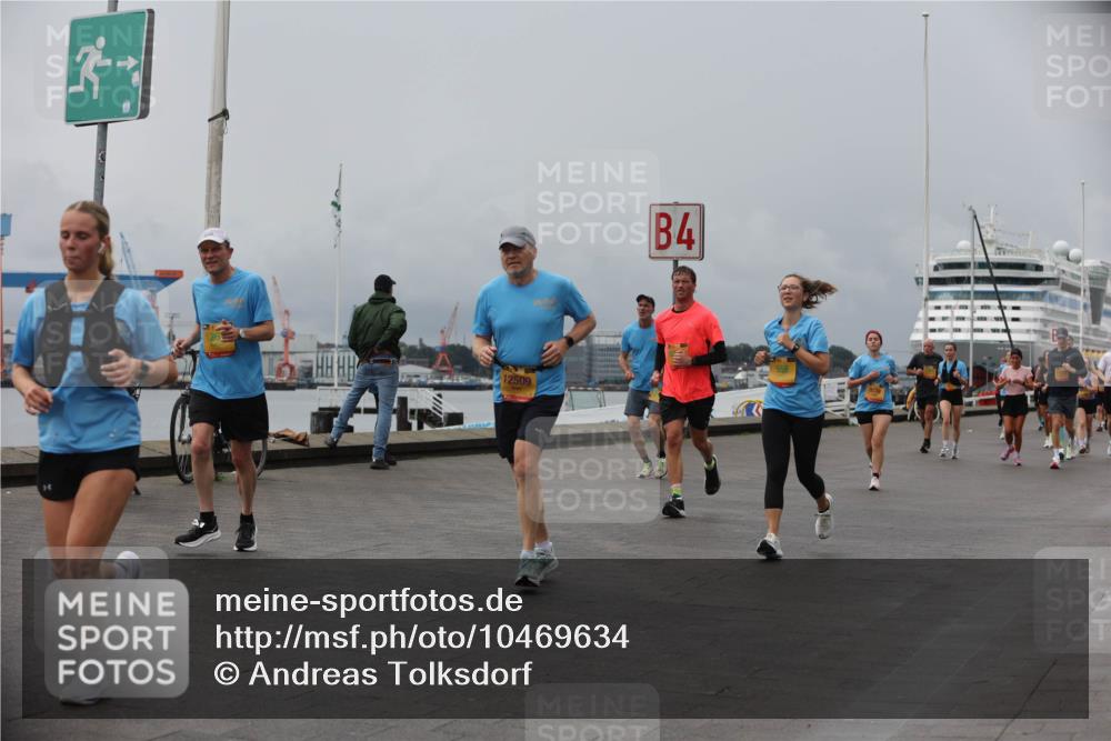13.09.2026 - Kiel Lauf Andreas Tolksdorf http://msf.ph/oto/10469634 13.09.2026 12:09:36 Kiellinie 12509, 4 meine-sportfotos.de