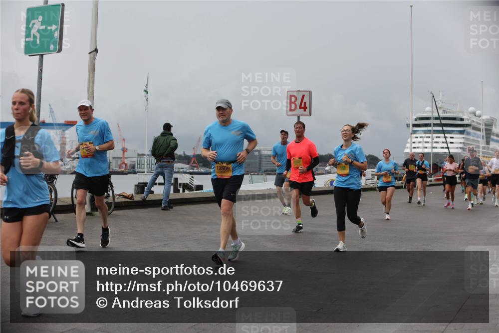 13.09.2026 - Kiel Lauf Andreas Tolksdorf http://msf.ph/oto/10469637 13.09.2026 12:09:36 Kiellinie 12509, 4 meine-sportfotos.de