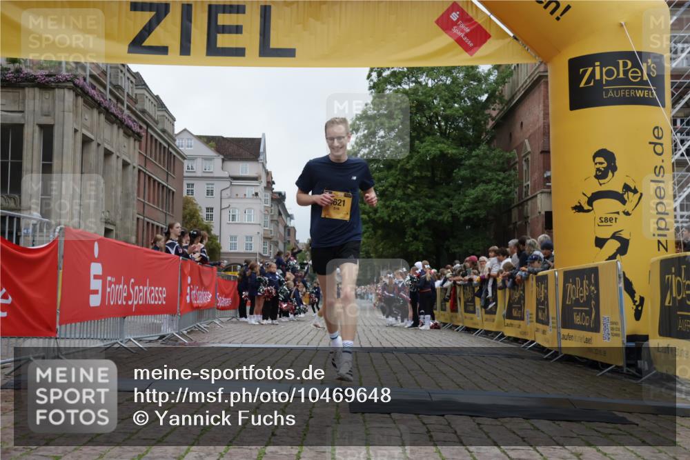 13.09.2026 - Kiel Lauf Yannick Fuchs http://msf.ph/oto/10469648 13.09.2026 10:22:52 Ziel 5326, 151, 5603, 8240, 9678, 10568, 4621, 8708 meine-sportfotos.de