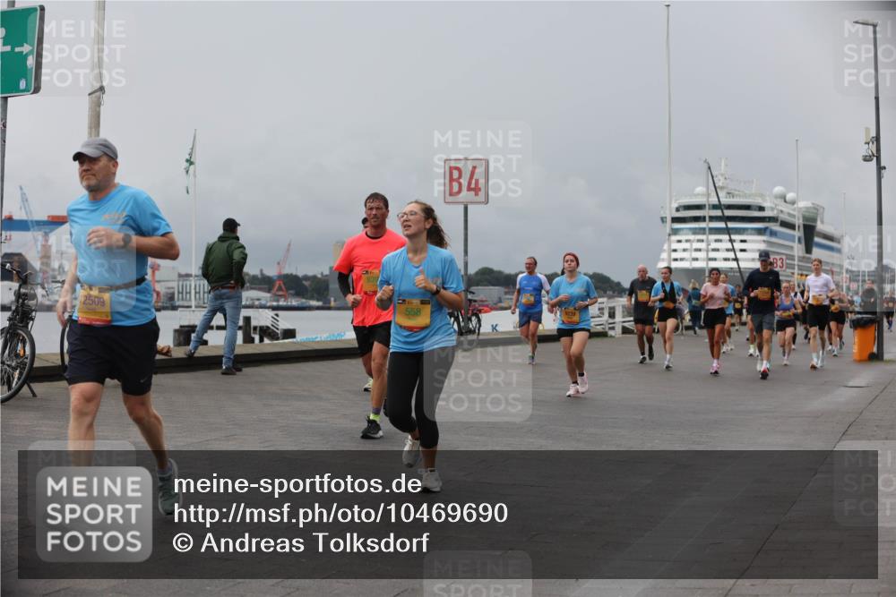 13.09.2026 - Kiel Lauf Andreas Tolksdorf http://msf.ph/oto/10469690 13.09.2026 12:09:37 Kiellinie 12509, 839, 1, 39, 558, 4 meine-sportfotos.de