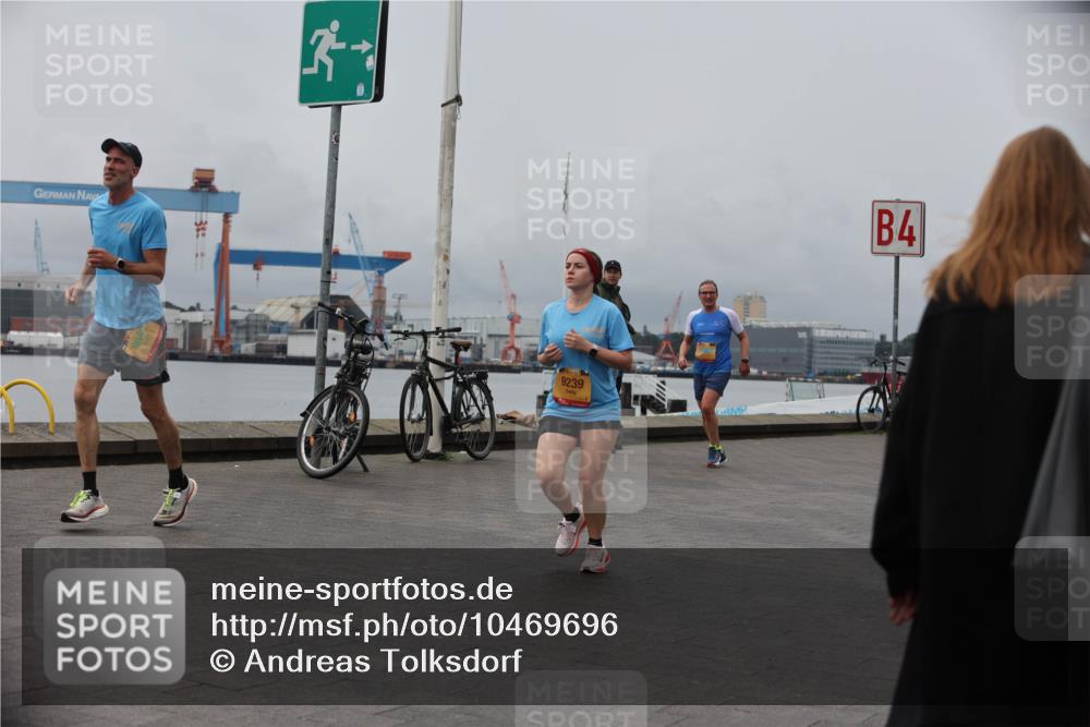 13.09.2026 - Kiel Lauf Andreas Tolksdorf http://msf.ph/oto/10469696 13.09.2026 12:09:41 Kiellinie 38, 3, 9239, 4 meine-sportfotos.de