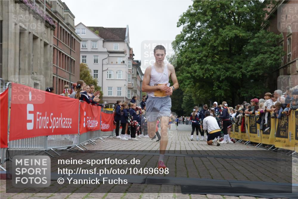 13.09.2026 - Kiel Lauf Yannick Fuchs http://msf.ph/oto/10469698 13.09.2026 10:23:02 Ziel 9678, 151, 5326, 5603, 8240, 3465, 4645, 8809, 10568, 8240 meine-sportfotos.de