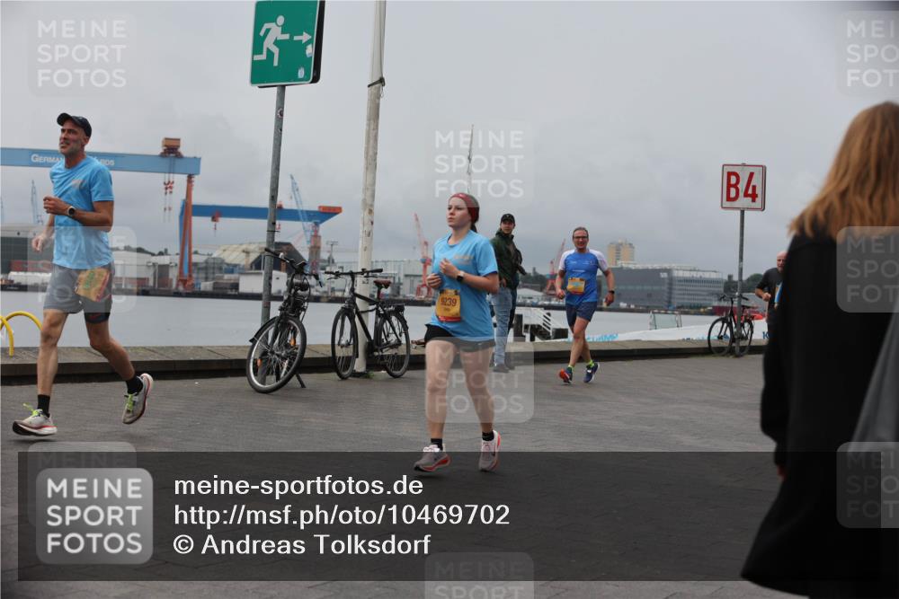 13.09.2026 - Kiel Lauf Andreas Tolksdorf http://msf.ph/oto/10469702 13.09.2026 12:09:41 Kiellinie 382, 9239, 4 meine-sportfotos.de