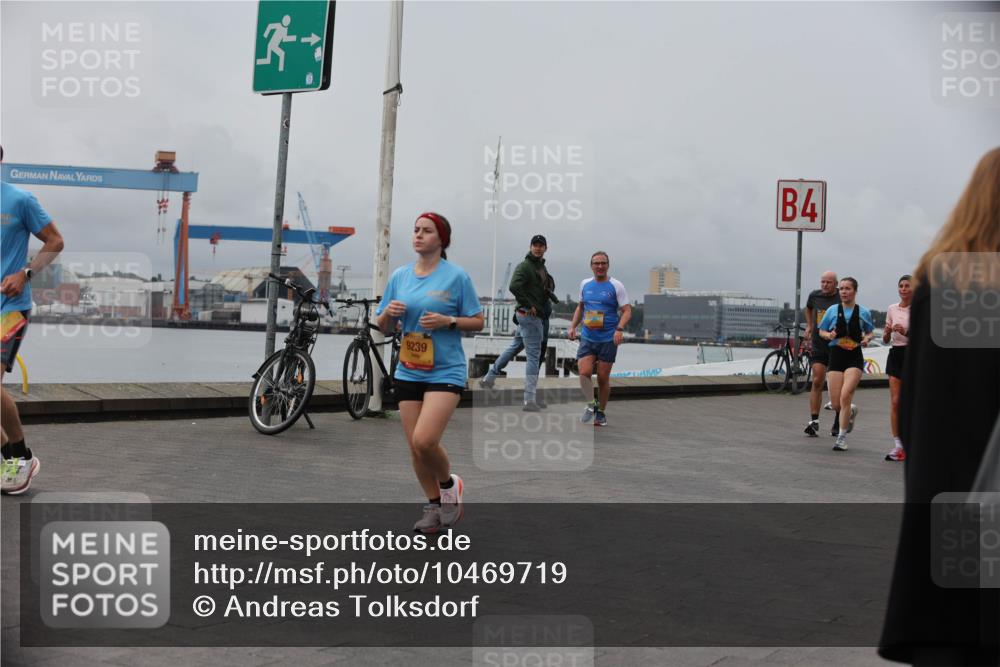 13.09.2026 - Kiel Lauf Andreas Tolksdorf http://msf.ph/oto/10469719 13.09.2026 12:09:41 Kiellinie 9239, 4 meine-sportfotos.de