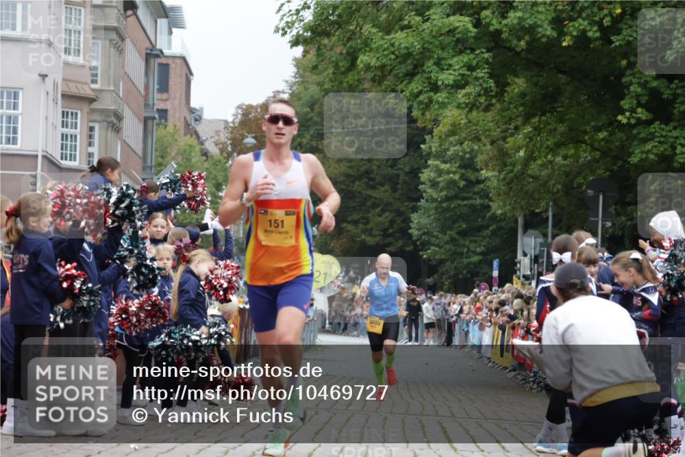 13.09.2026 - Kiel Lauf Yannick Fuchs http://msf.ph/oto/10469727 13.09.2026 10:23:08 Ziel 8809, 9678, 10568, 151, 5326, 5603, 3465, 4645, 6302, 151, 8240 meine-sportfotos.de