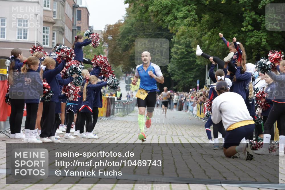 13.09.2026 - Kiel Lauf Yannick Fuchs http://msf.ph/oto/10469743 13.09.2026 10:23:11 Ziel 3465, 8809, 9678, 10568, 5326, 5603, 4645, 6302, 151, 5603 meine-sportfotos.de