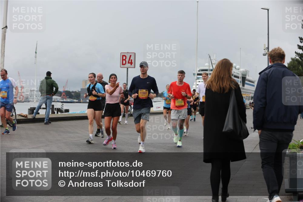 13.09.2026 - Kiel Lauf Andreas Tolksdorf http://msf.ph/oto/10469760 13.09.2026 12:09:43 Kiellinie 4, 11507, 3946 meine-sportfotos.de