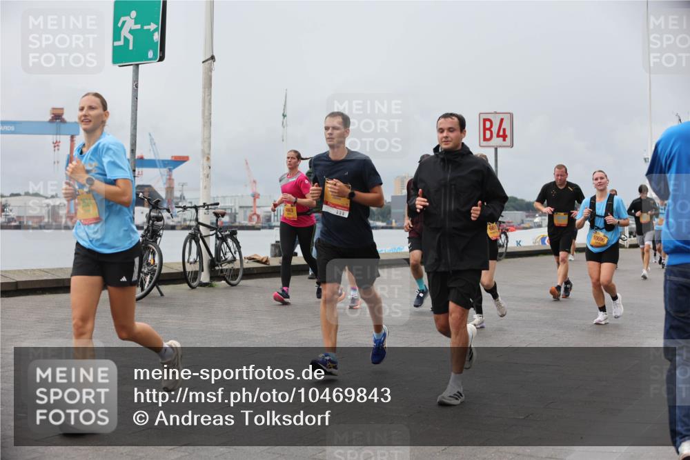 13.09.2026 - Kiel Lauf Andreas Tolksdorf http://msf.ph/oto/10469843 13.09.2026 12:09:49 Kiellinie 4863, 900, 4, 10696 meine-sportfotos.de