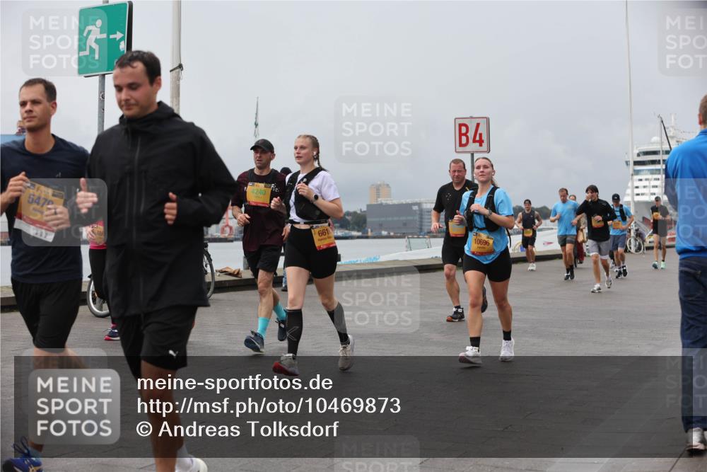 13.09.2026 - Kiel Lauf Andreas Tolksdorf http://msf.ph/oto/10469873 13.09.2026 12:09:51 Kiellinie 39, 547, 200, 4240, 661, 4, 10696 meine-sportfotos.de