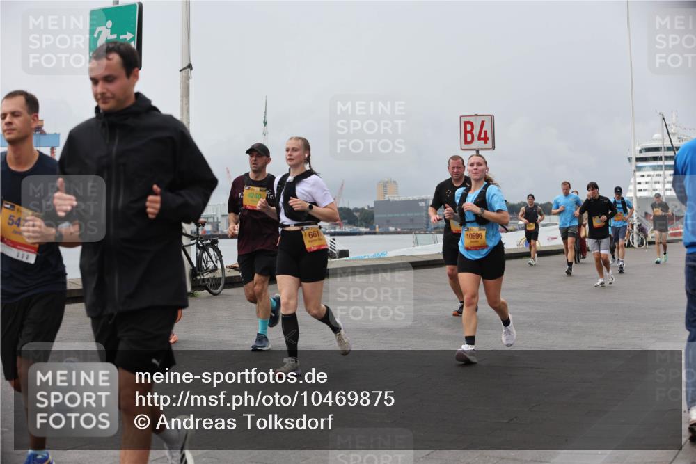 13.09.2026 - Kiel Lauf Andreas Tolksdorf http://msf.ph/oto/10469875 13.09.2026 12:09:51 Kiellinie 547 meine-sportfotos.de