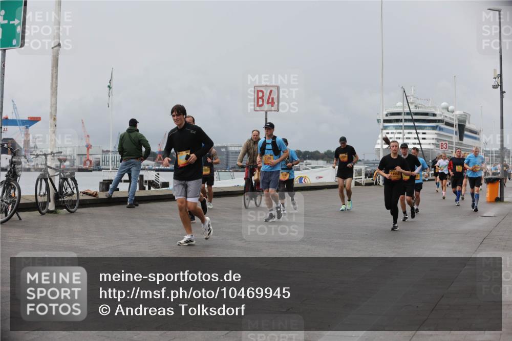 13.09.2026 - Kiel Lauf Andreas Tolksdorf http://msf.ph/oto/10469945 13.09.2026 12:09:55 Kiellinie 4, 2199, 11956, 3 meine-sportfotos.de