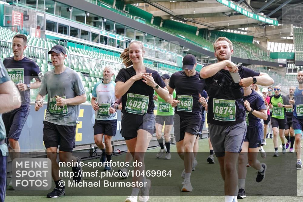 13.09.2026 - 21. swb-Marathon Bremen Michael Burmester http://msf.ph/oto/10469964 13.09.2026 13:14:11 Laufen im Stadion 183, 270, 278, 300, 349, 414, 460, 576, 600, 631, 695, 702, 768, 933, 950, 956, 1005, 1008, 1143, 1392, 1408, 1426, 1573, 1596, 1641, 1818, 1819, 1991, 2024, 2035, 2079, 2233, 2264, 2314, 2387, 2412, 2439, 2457, 2461, 2478, 2494, 2521, 2540, 2564, 2612, 2665, 2684, 2690, 2691, 2693, 2737, 2773, 2792, 2816, 2829, 2838, 2860, 2861, 2865, 2884, 2887, 2921, 2972, 2978, 3016, 3111, 3209, 3253, 3277, 3293, 3304, 3313, 3355, 3378, 3405, 3428, 3653, 3661, 3680, 4034, 4080, 4306 meine-sportfotos.de