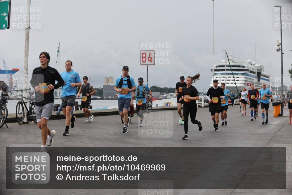 13.09.2026 - Kiel Lauf Andreas Tolksdorf http://msf.ph/oto/10469969 13.09.2026 12:09:56 Kiellinie 4, 3 meine-sportfotos.de