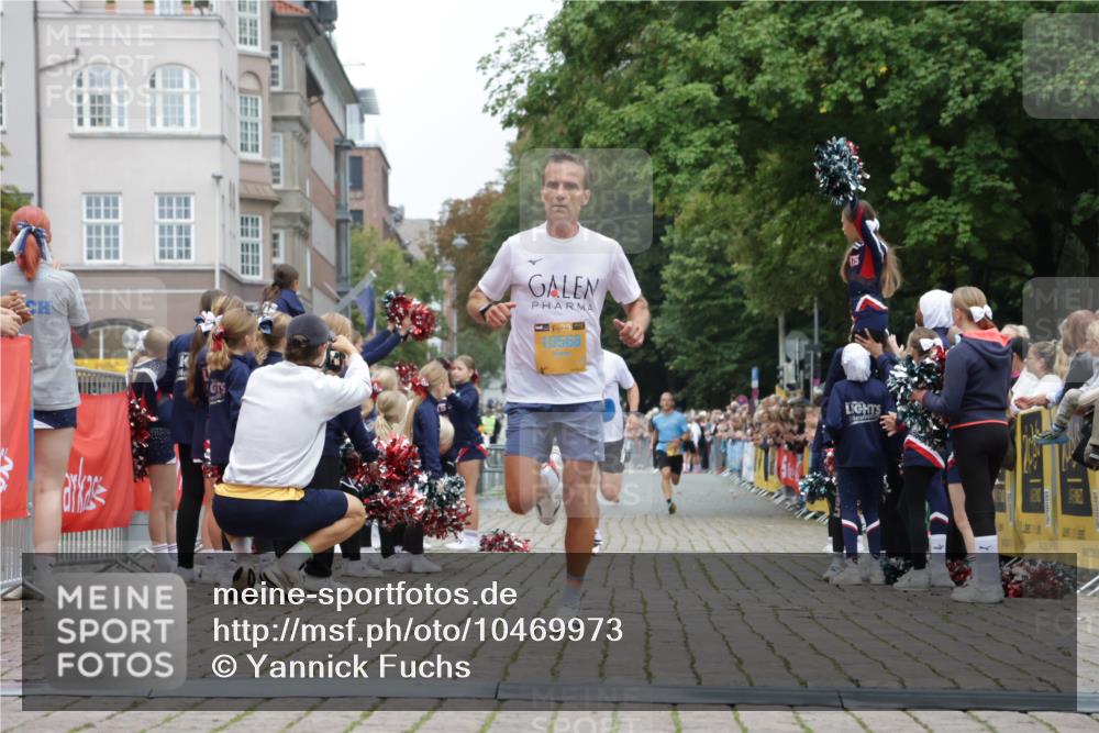 13.09.2026 - Kiel Lauf Yannick Fuchs http://msf.ph/oto/10469973 13.09.2026 10:23:43 Ziel 716, 2937, 3465, 4645, 6302, 8809, 10568, 9678, 10568 meine-sportfotos.de