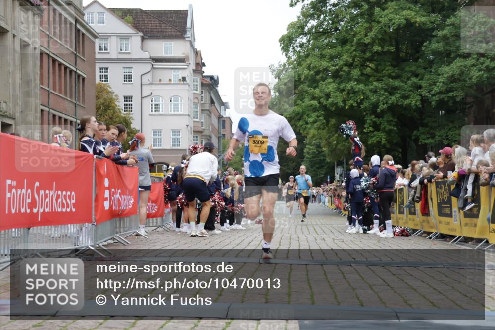 13.09.2026 - Kiel Lauf Yannick Fuchs http://msf.ph/oto/10470013 13.09.2026 10:23:47 Ziel 2937, 716, 3465, 4645, 6302, 8809, 8809, 9678, 10568 meine-sportfotos.de