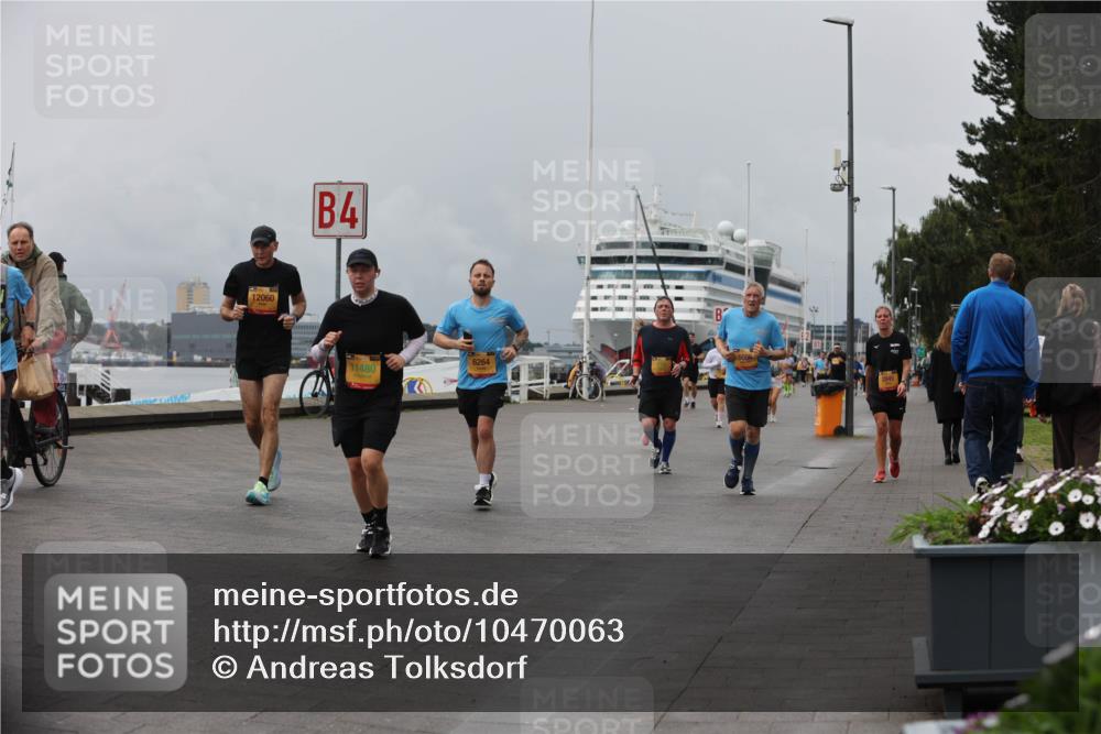 13.09.2026 - Kiel Lauf Andreas Tolksdorf http://msf.ph/oto/10470063 13.09.2026 12:09:59 Kiellinie 12060, 4, 11480, 6264 meine-sportfotos.de