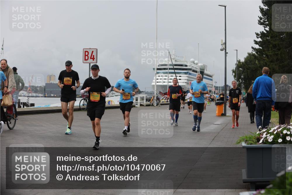 13.09.2026 - Kiel Lauf Andreas Tolksdorf http://msf.ph/oto/10470067 13.09.2026 12:09:59 Kiellinie 12060, 4, 11480, 6006, 6264 meine-sportfotos.de