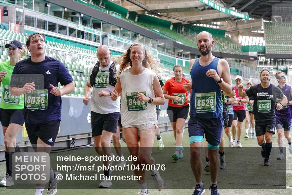13.09.2026 - 21. swb-Marathon Bremen Michael Burmester http://msf.ph/oto/10470076 13.09.2026 13:14:13 Laufen im Stadion 183, 270, 278, 300, 349, 414, 460, 576, 600, 631, 695, 702, 768, 933, 950, 956, 1005, 1008, 1143, 1392, 1408, 1426, 1573, 1596, 1641, 1818, 1819, 1991, 2024, 2035, 2079, 2233, 2264, 2314, 2387, 2412, 2439, 2457, 2461, 2478, 2494, 2521, 2540, 2564, 2612, 2665, 2684, 2690, 2691, 2693, 2737, 2773, 2792, 2816, 2829, 2838, 2861, 2865, 2884, 2887, 2921, 2972, 2978, 3016, 3111, 3209, 3253, 3277, 3293, 3304, 3313, 3355, 3378, 3405, 3428, 3653, 3661, 3680, 4034, 4080, 4306 meine-sportfotos.de
