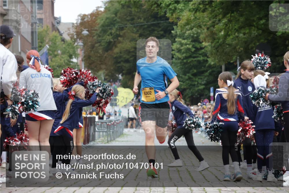 13.09.2026 - Kiel Lauf Yannick Fuchs http://msf.ph/oto/10470101 13.09.2026 10:23:58 Ziel 716, 2937, 6302, 2664, 6018, 6433, 7195, 9298, 3465, 4645, 6302 meine-sportfotos.de