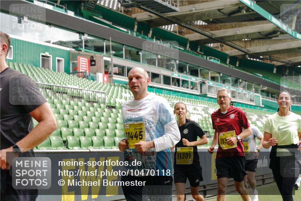 13.09.2026 - 21. swb-Marathon Bremen Michael Burmester http://msf.ph/oto/10470118 13.09.2026 10:36:25 Laufen im Stadion 10092, 10093, 10144, 10152, 10153, 10154, 10160, 10173, 10175, 10181, 10182, 10186, 10187, 10195, 10198, 10237, 10245, 10251, 10257, 10263, 10272, 10275, 10278, 10291, 10296, 10306, 10309, 10327, 10331, 10332, 10338, 10357, 10377, 10382, 10390, 10403, 10409, 10411, 10420, 10427, 10429, 10439, 10473, 10477, 10481, 10492, 10497, 10500, 10528, 10531, 10560, 10569, 10607, 10613, 10617, 10633, 10636, 10647, 10648, 10659, 10663, 10671, 10672, 10715 meine-sportfotos.de