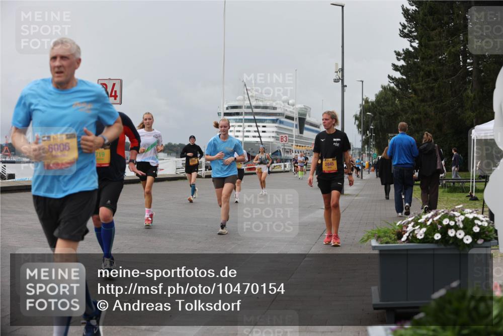 13.09.2026 - Kiel Lauf Andreas Tolksdorf http://msf.ph/oto/10470154 13.09.2026 12:10:04 Kiellinie 6006, 719, 4, 3, 2845 meine-sportfotos.de