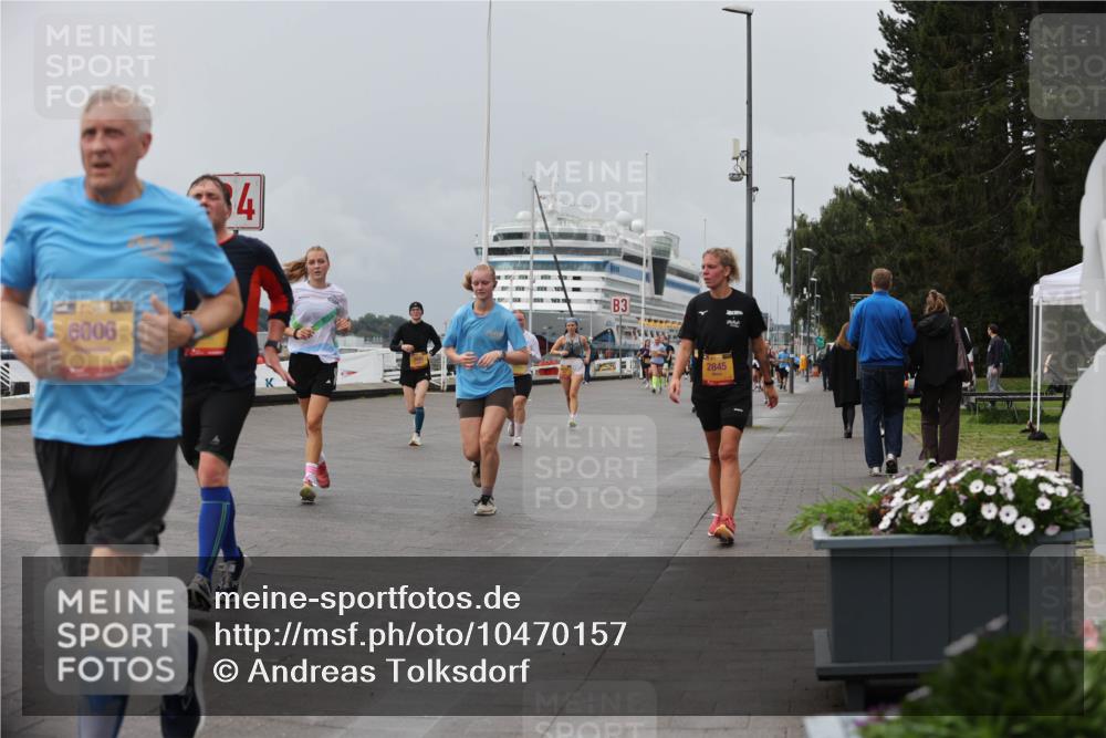 13.09.2026 - Kiel Lauf Andreas Tolksdorf http://msf.ph/oto/10470157 13.09.2026 12:10:04 Kiellinie 6006, 34, 3, 2845 meine-sportfotos.de