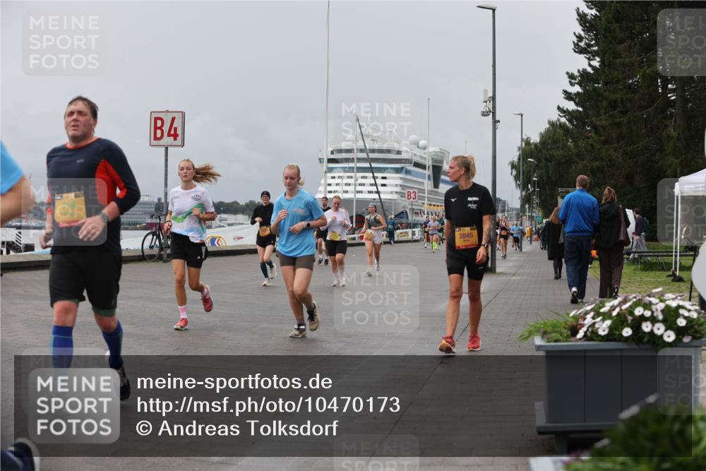13.09.2026 - Kiel Lauf Andreas Tolksdorf http://msf.ph/oto/10470173 13.09.2026 12:10:05 Kiellinie 719, 4, 3, 2845 meine-sportfotos.de