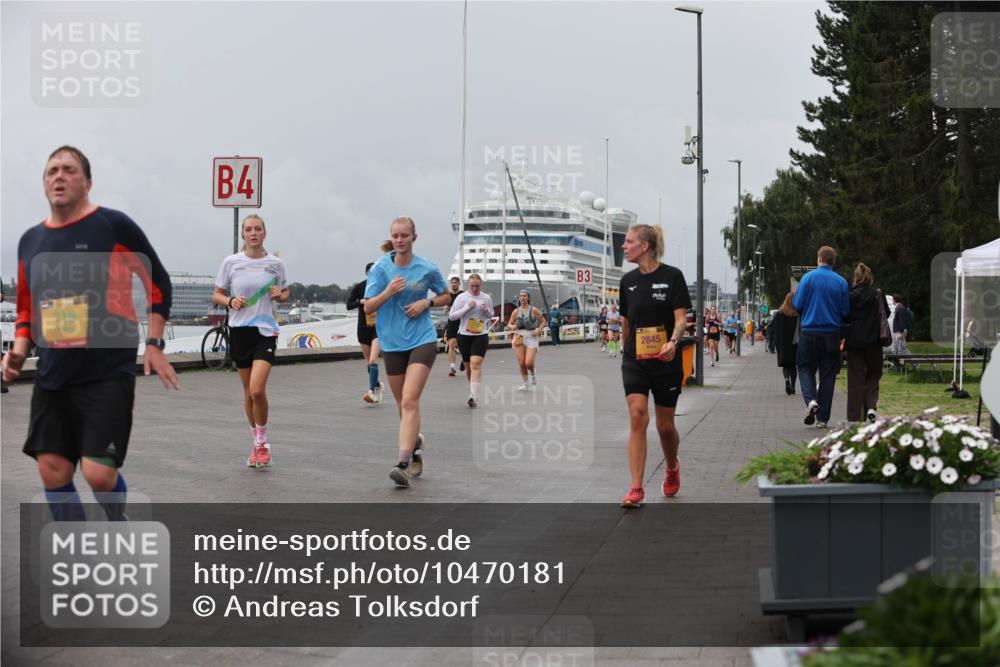 13.09.2026 - Kiel Lauf Andreas Tolksdorf http://msf.ph/oto/10470181 13.09.2026 12:10:05 Kiellinie 719, 4, 3, 2845 meine-sportfotos.de