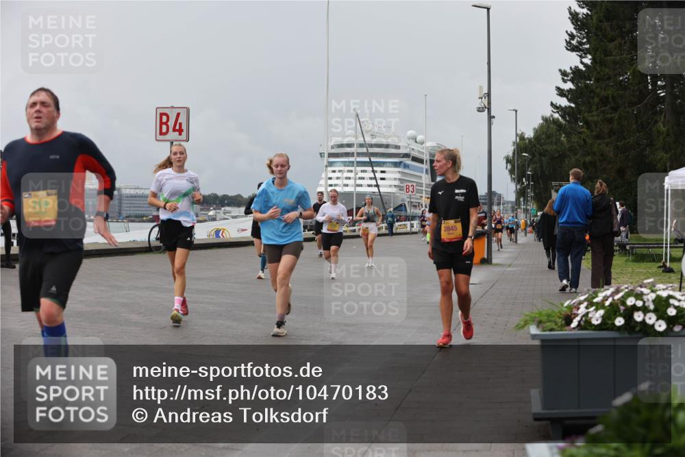 13.09.2026 - Kiel Lauf Andreas Tolksdorf http://msf.ph/oto/10470183 13.09.2026 12:10:05 Kiellinie 719, 4, 518, 3, 2845 meine-sportfotos.de