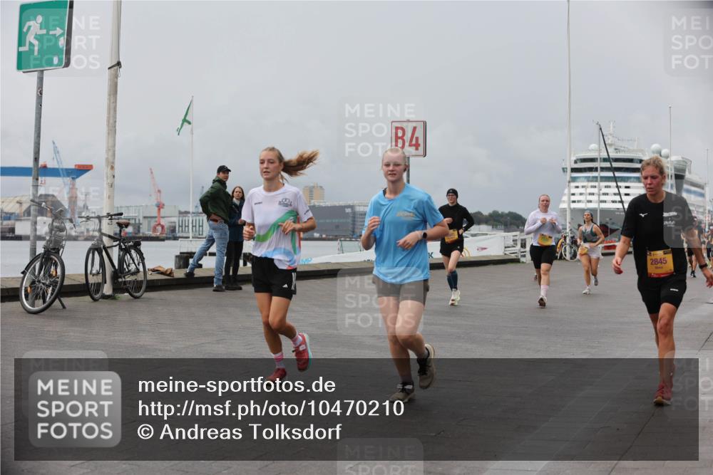 13.09.2026 - Kiel Lauf Andreas Tolksdorf http://msf.ph/oto/10470210 13.09.2026 12:10:06 Kiellinie 4, 27, 2845 meine-sportfotos.de