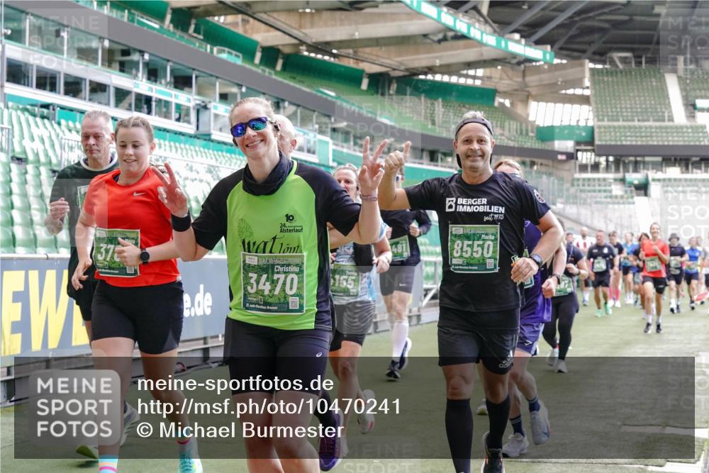 13.09.2026 - 21. swb-Marathon Bremen Michael Burmester http://msf.ph/oto/10470241 13.09.2026 13:14:14 Laufen im Stadion 183, 270, 278, 300, 349, 414, 460, 576, 600, 631, 695, 702, 768, 933, 950, 956, 1005, 1008, 1047, 1143, 1392, 1408, 1426, 1573, 1596, 1641, 1818, 1819, 1991, 2024, 2035, 2079, 2233, 2314, 2387, 2412, 2439, 2457, 2461, 2478, 2494, 2521, 2540, 2564, 2612, 2665, 2684, 2690, 2691, 2693, 2737, 2773, 2792, 2816, 2829, 2838, 2861, 2865, 2884, 2887, 2921, 2972, 2978, 3016, 3111, 3209, 3253, 3277, 3293, 3304, 3313, 3355, 3378, 3405, 3428, 3653, 3661, 3680, 4034, 4080, 4306, 703 meine-sportfotos.de