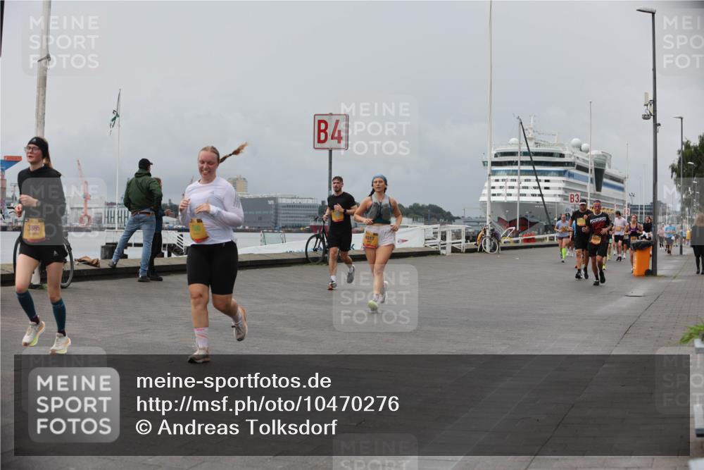 13.09.2026 - Kiel Lauf Andreas Tolksdorf http://msf.ph/oto/10470276 13.09.2026 12:10:10 Kiellinie 3885, 4, 4017, 3 meine-sportfotos.de