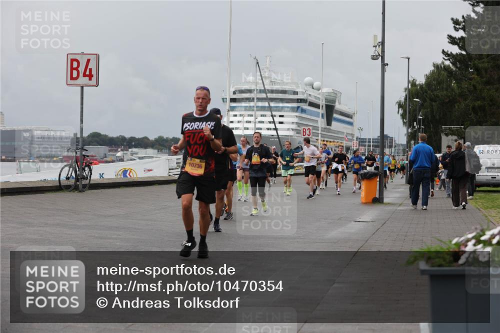 13.09.2026 - Kiel Lauf Andreas Tolksdorf http://msf.ph/oto/10470354 13.09.2026 12:10:16 Kiellinie 4, 321, 10736, 3, 100 meine-sportfotos.de