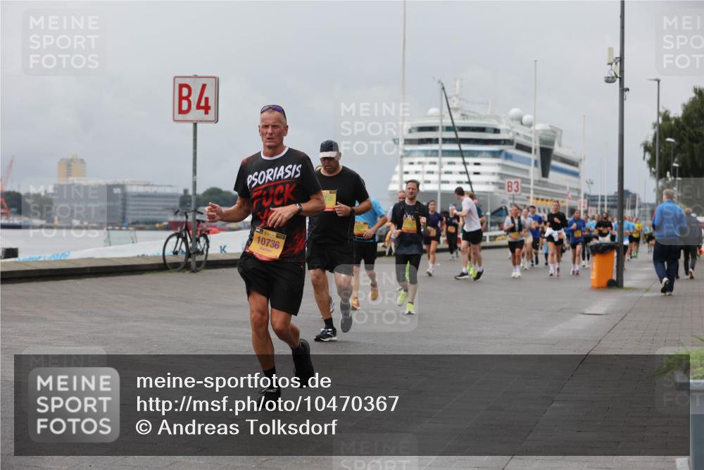 13.09.2026 - Kiel Lauf Andreas Tolksdorf http://msf.ph/oto/10470367 13.09.2026 12:10:17 Kiellinie 4, 39, 10736, 138, 3 meine-sportfotos.de