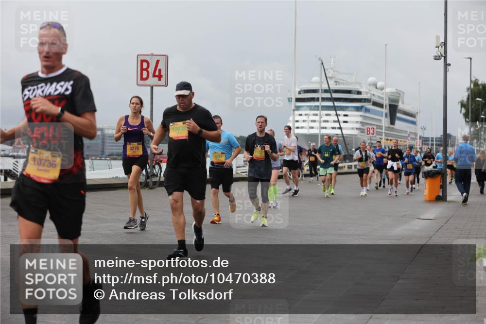 13.09.2026 - Kiel Lauf Andreas Tolksdorf http://msf.ph/oto/10470388 13.09.2026 12:10:18 Kiellinie 4, 10736, 3276, 12038, 9241, 3 meine-sportfotos.de