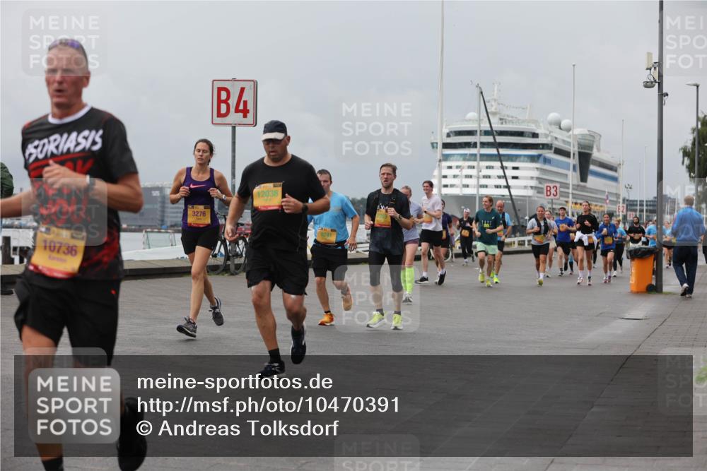 13.09.2026 - Kiel Lauf Andreas Tolksdorf http://msf.ph/oto/10470391 13.09.2026 12:10:18 Kiellinie 4, 10736, 3276, 12038, 9241, 3 meine-sportfotos.de