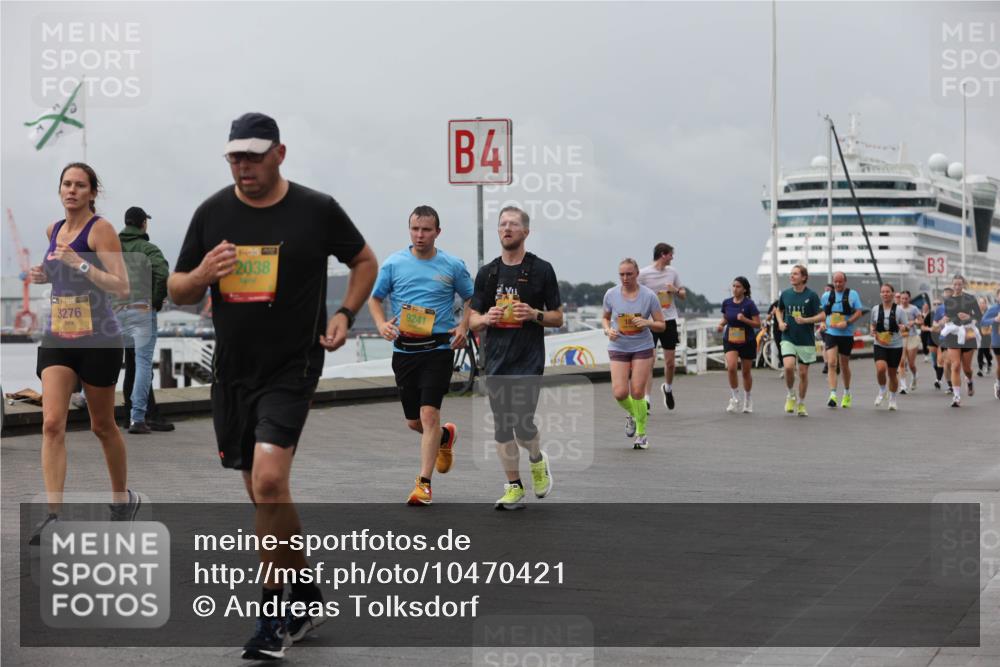 13.09.2026 - Kiel Lauf Andreas Tolksdorf http://msf.ph/oto/10470421 13.09.2026 12:10:20 Kiellinie 38, 3276, 1, 11, 30, 2038, 39, 9241, 4, 3 meine-sportfotos.de