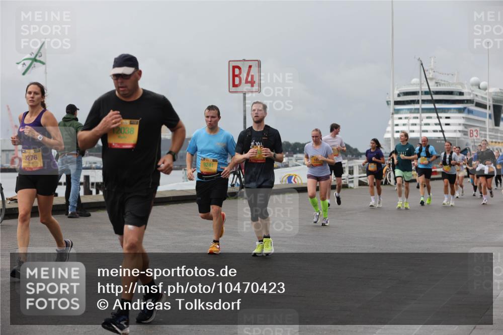 13.09.2026 - Kiel Lauf Andreas Tolksdorf http://msf.ph/oto/10470423 13.09.2026 12:10:20 Kiellinie 3276, 12038, 1, 4, 9241, 18, 3 meine-sportfotos.de