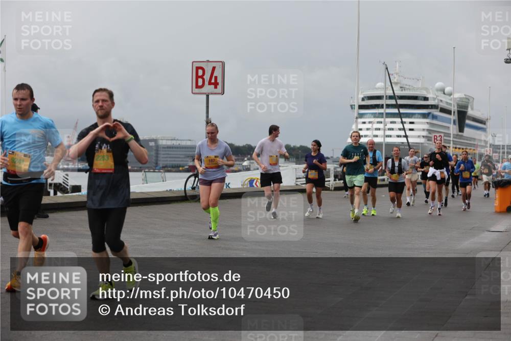 13.09.2026 - Kiel Lauf Andreas Tolksdorf http://msf.ph/oto/10470450 13.09.2026 12:10:21 Kiellinie 4 meine-sportfotos.de