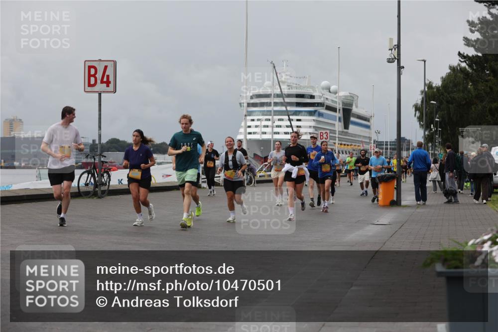 13.09.2026 - Kiel Lauf Andreas Tolksdorf http://msf.ph/oto/10470501 13.09.2026 12:10:24 Kiellinie 4, 3, 5 meine-sportfotos.de