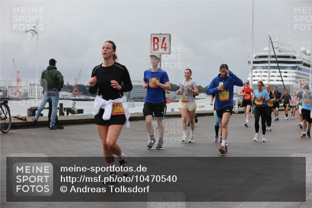 13.09.2026 - Kiel Lauf Andreas Tolksdorf http://msf.ph/oto/10470540 13.09.2026 12:10:30 Kiellinie 4, 0500, 1914, 5015 meine-sportfotos.de