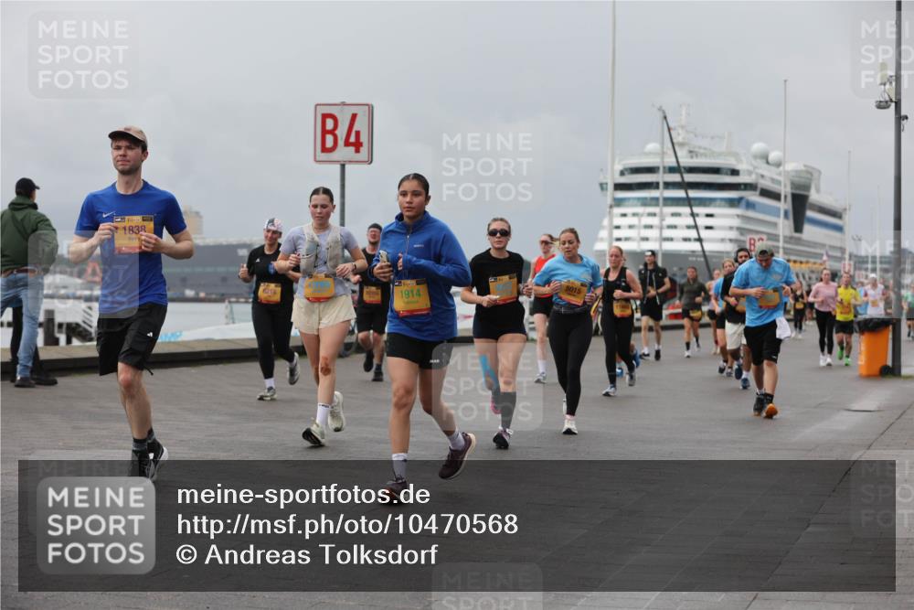 13.09.2026 - Kiel Lauf Andreas Tolksdorf http://msf.ph/oto/10470568 13.09.2026 12:10:31 Kiellinie 1, 138, 1838, 6218, 4, 1, 39, 1914, 5015 meine-sportfotos.de