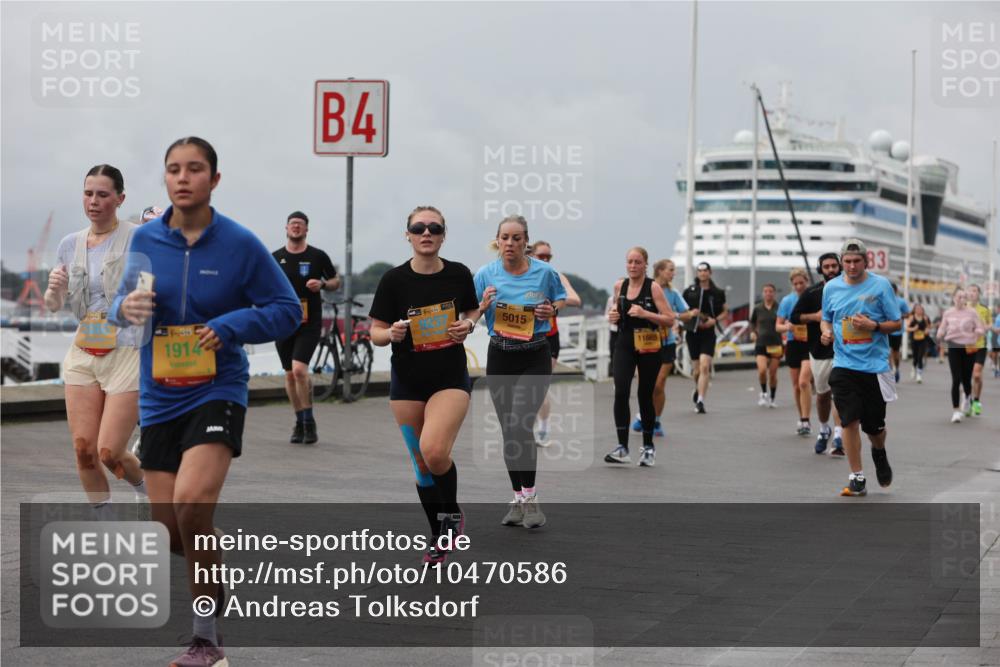 13.09.2026 - Kiel Lauf Andreas Tolksdorf http://msf.ph/oto/10470586 13.09.2026 12:10:32 Kiellinie 14, 39, 1914, 4, 5015, 11665, 83 meine-sportfotos.de