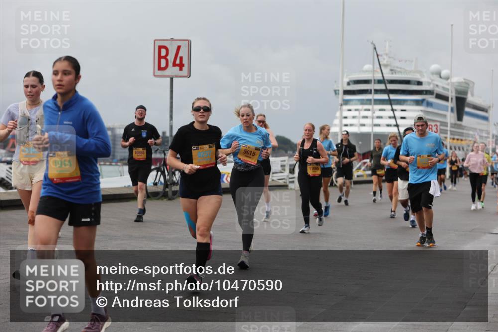 13.09.2026 - Kiel Lauf Andreas Tolksdorf http://msf.ph/oto/10470590 13.09.2026 12:10:32 Kiellinie 4, 1, 39, 10355, 1914, 1, 35, 5015, 11665, 3 meine-sportfotos.de