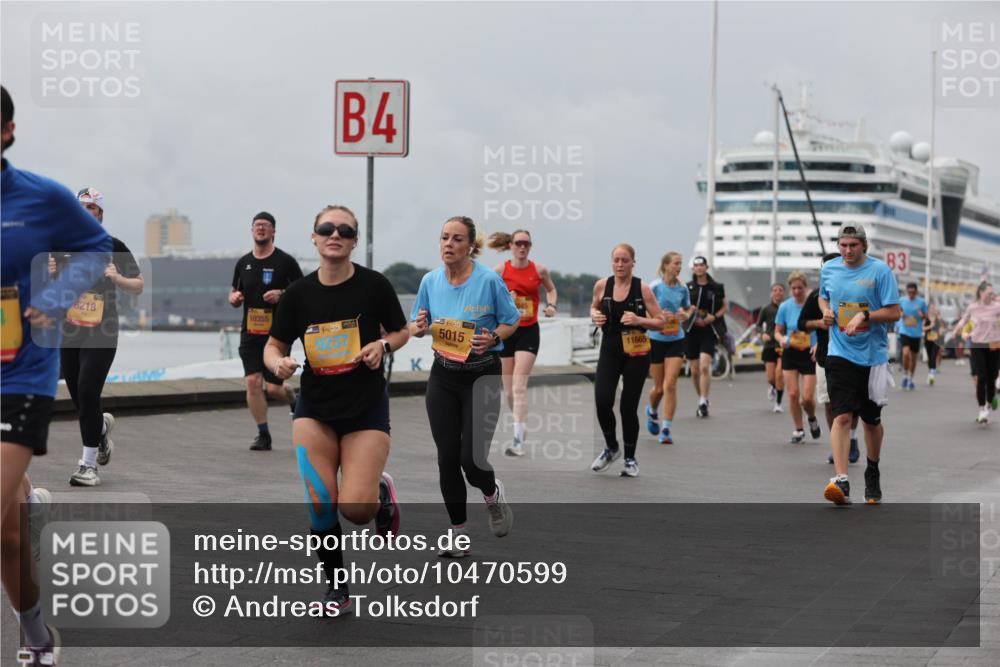 13.09.2026 - Kiel Lauf Andreas Tolksdorf http://msf.ph/oto/10470599 13.09.2026 12:10:33 Kiellinie 6218, 17, 10355, 4, 39, 1, 39, 5015, 11665, 83 meine-sportfotos.de