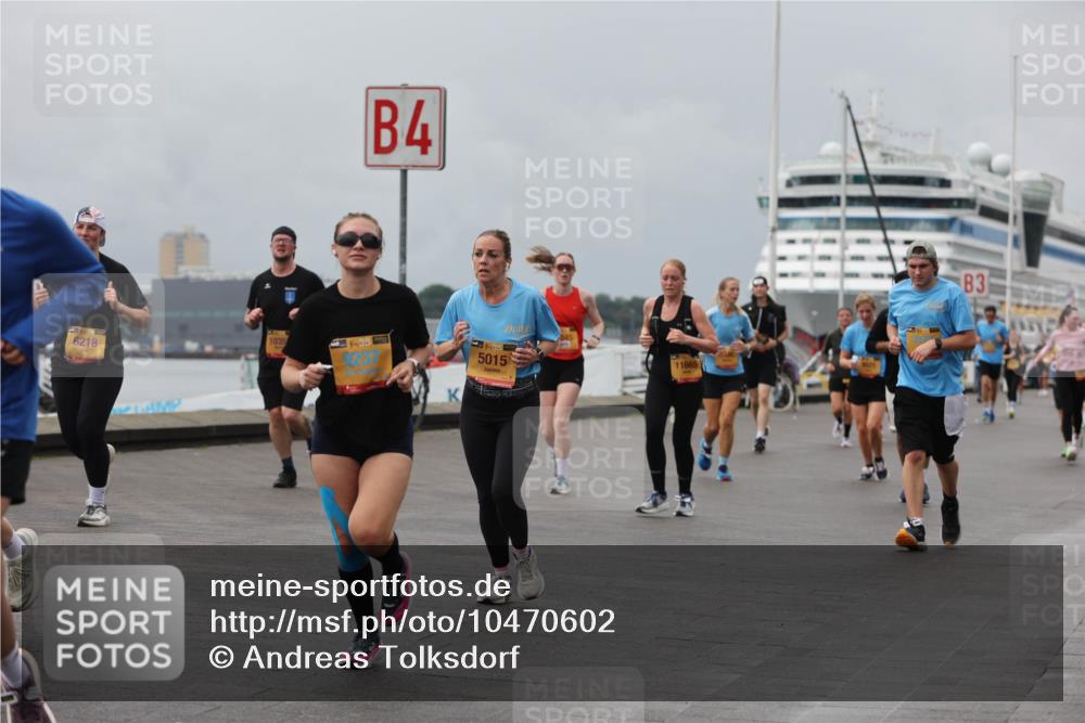 13.09.2026 - Kiel Lauf Andreas Tolksdorf http://msf.ph/oto/10470602 13.09.2026 12:10:33 Kiellinie 1035, 6218, 4, 139, 5015, 11665, 3 meine-sportfotos.de