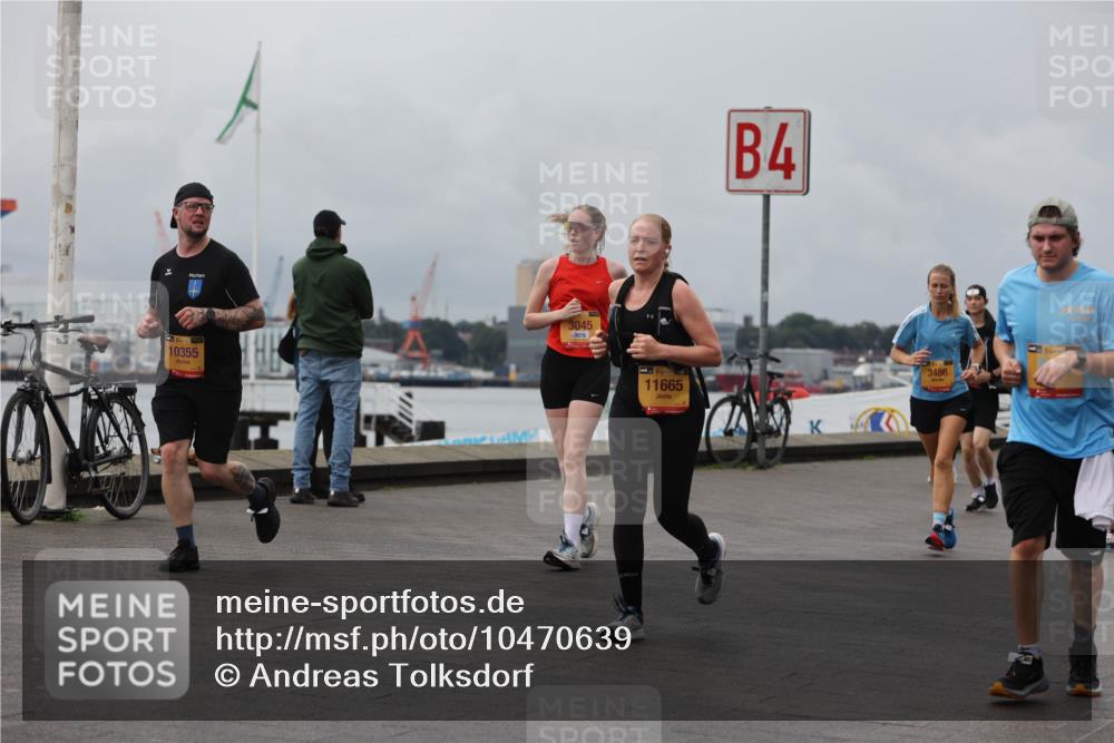 13.09.2026 - Kiel Lauf Andreas Tolksdorf http://msf.ph/oto/10470639 13.09.2026 12:10:36 Kiellinie 39, 10355, 3045, 11665, 4, 3486, 1, 39 meine-sportfotos.de