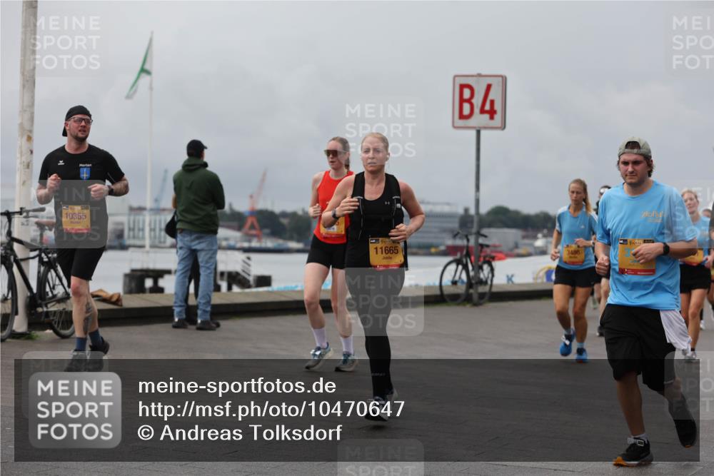 13.09.2026 - Kiel Lauf Andreas Tolksdorf http://msf.ph/oto/10470647 13.09.2026 12:10:36 Kiellinie 10355, 4, 11665, 3486, 38 meine-sportfotos.de